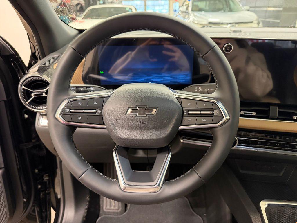 new 2026 Chevrolet Equinox car, priced at $34,995