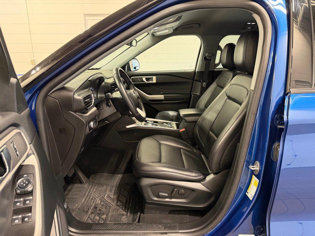 used 2023 Ford Explorer car, priced at $27,599
