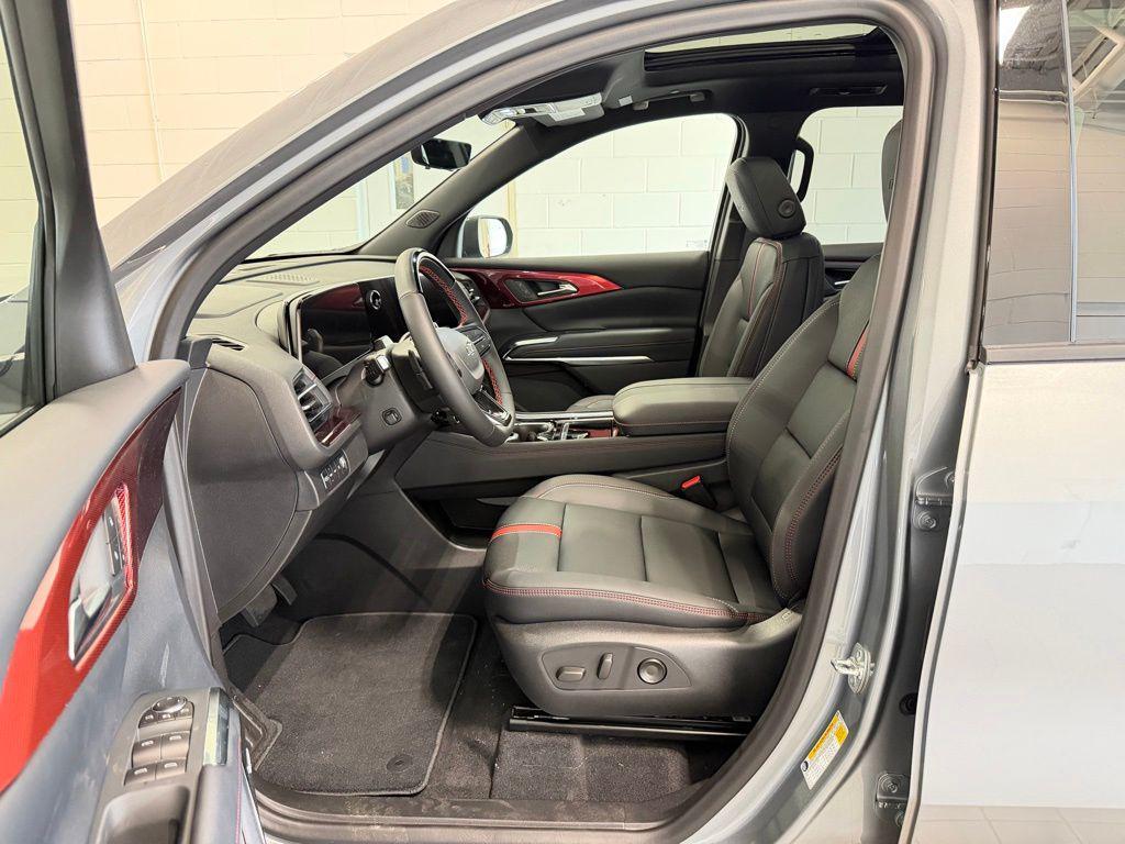 new 2026 Chevrolet Traverse car, priced at $59,895
