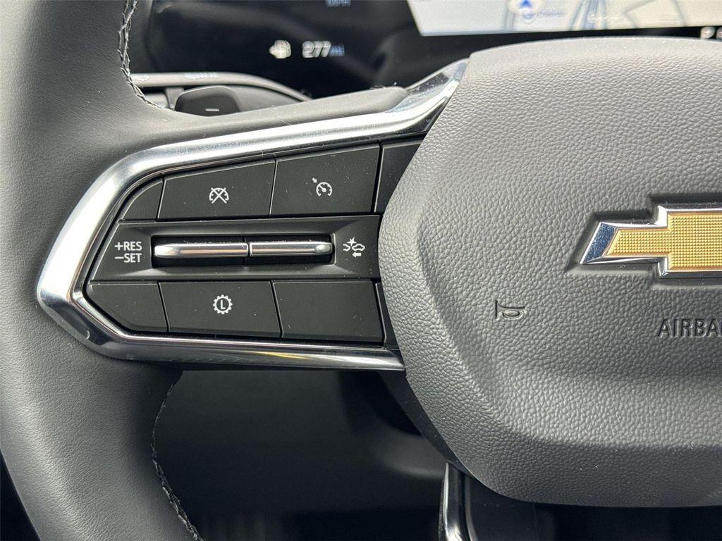 new 2026 Chevrolet Equinox car, priced at $31,240