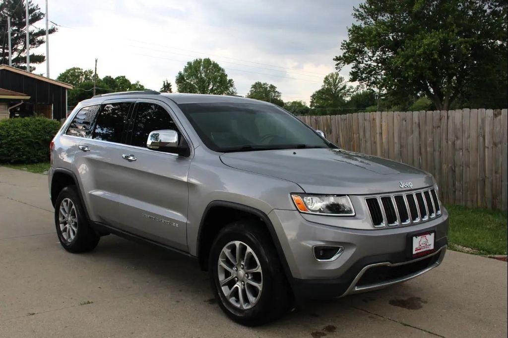 used 2016 Jeep Grand Cherokee car, priced at $14,694