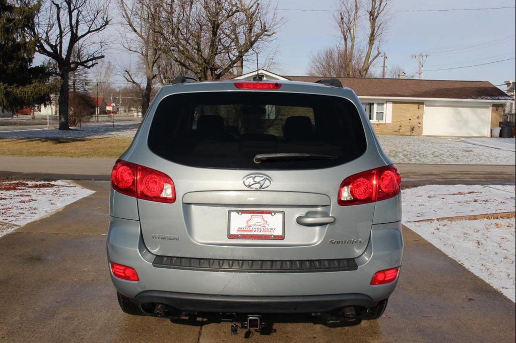 used 2009 Hyundai Santa Fe car, priced at $7,895