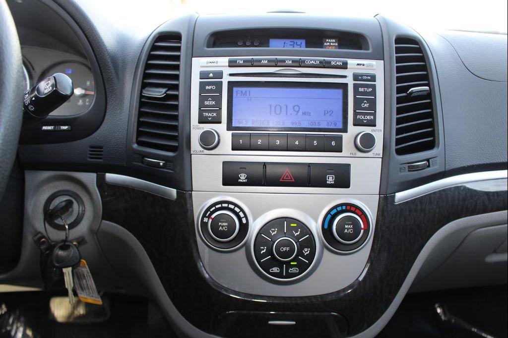 used 2009 Hyundai Santa Fe car, priced at $7,895