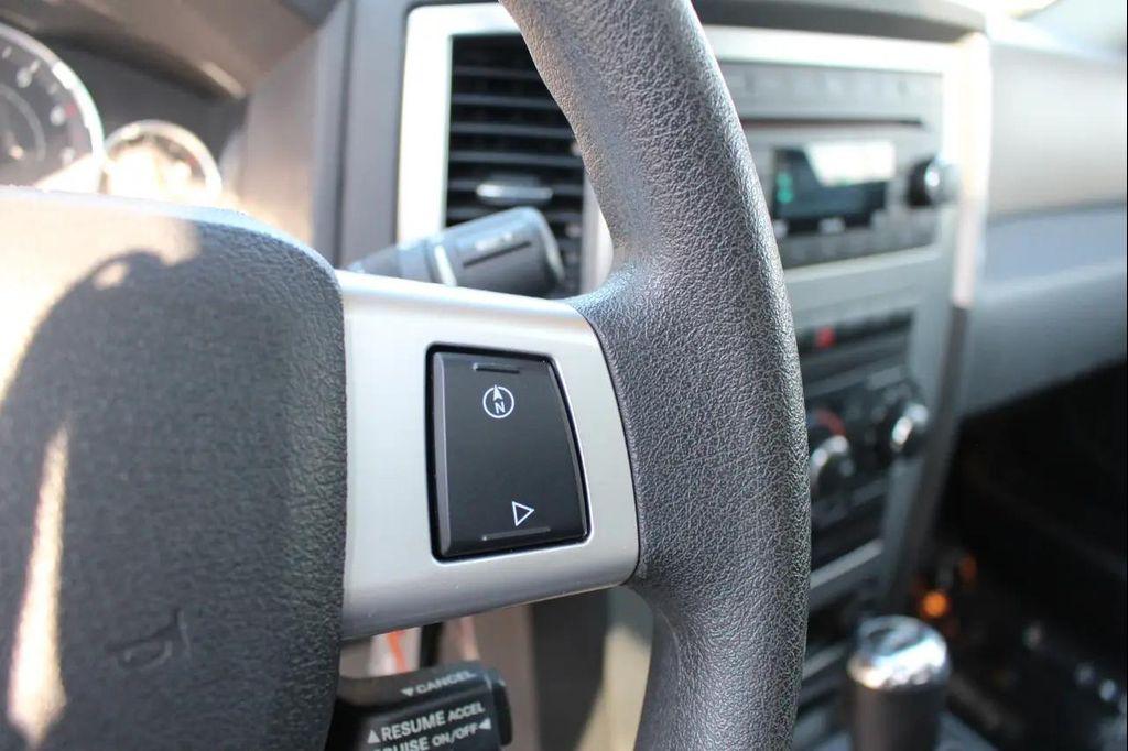 used 2009 Jeep Grand Cherokee car, priced at $6,995