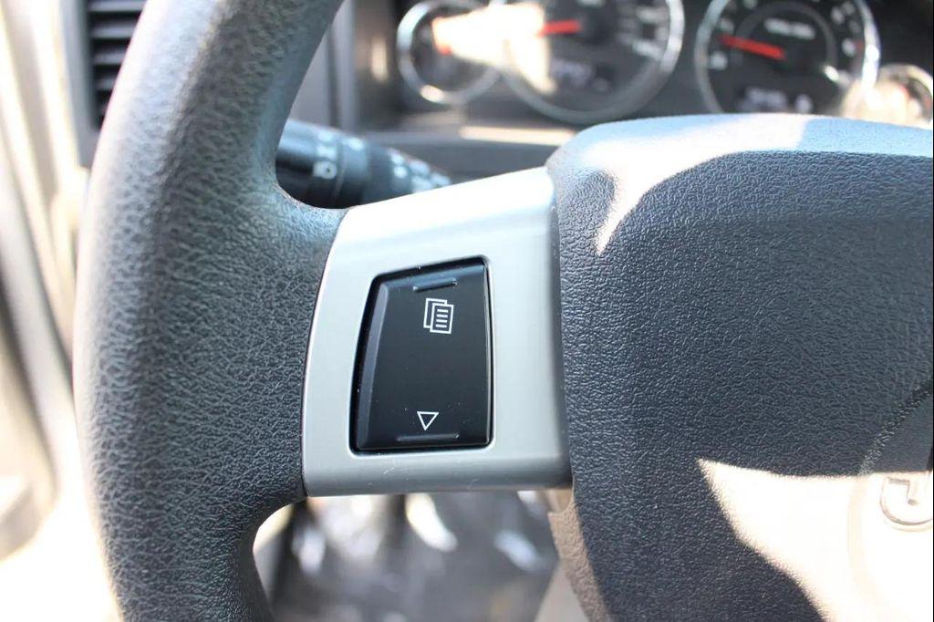 used 2009 Jeep Grand Cherokee car, priced at $6,995