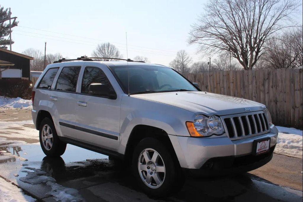 used 2009 Jeep Grand Cherokee car, priced at $6,995