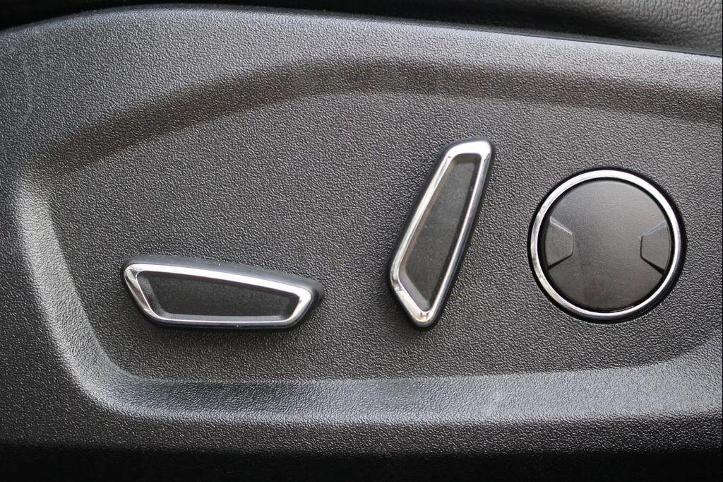 used 2018 Ford Edge car, priced at $12,995