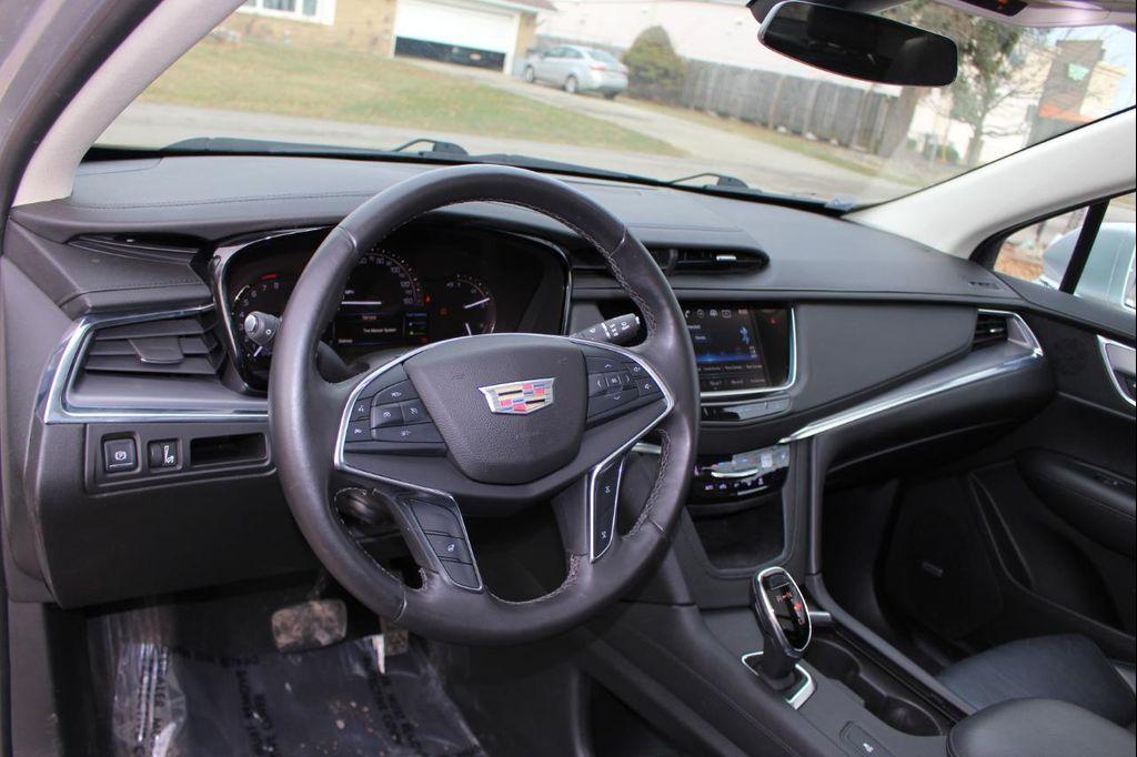 used 2017 Cadillac XT5 car, priced at $12,995