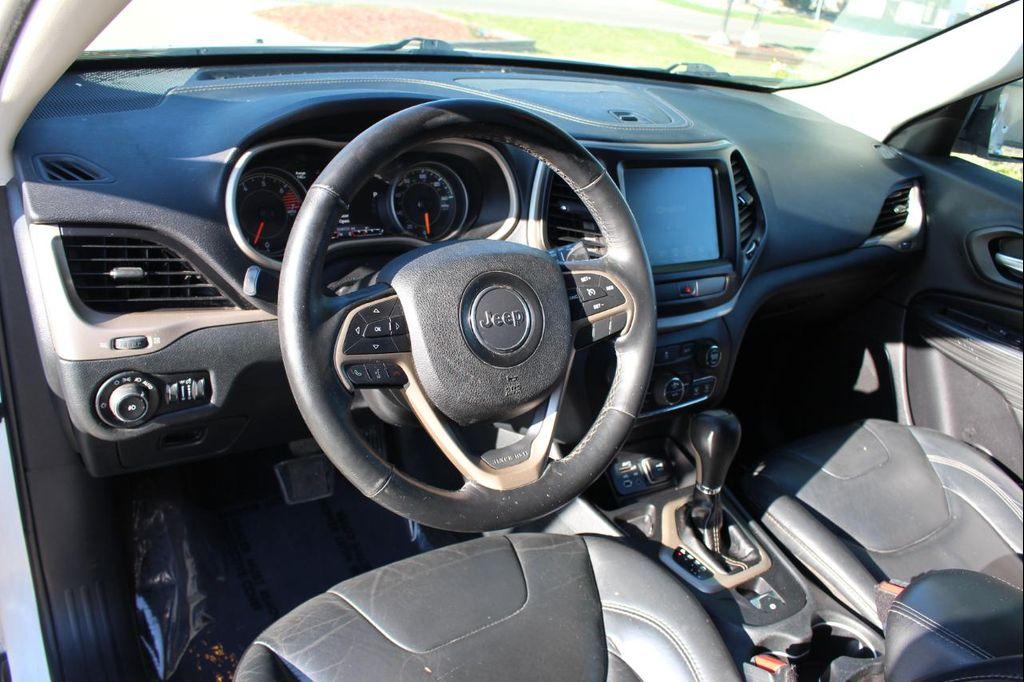 used 2016 Jeep Cherokee car, priced at $10,495