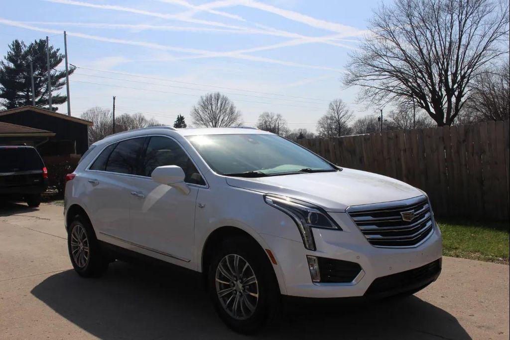 used 2018 Cadillac XT5 car, priced at $14,995