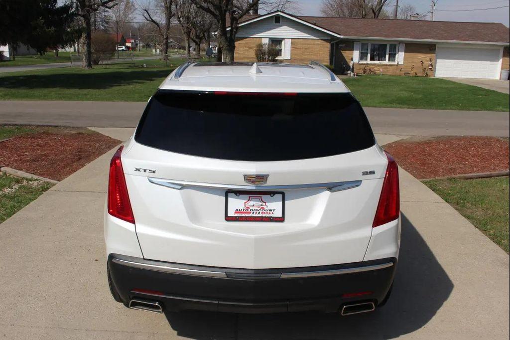 used 2018 Cadillac XT5 car, priced at $14,995