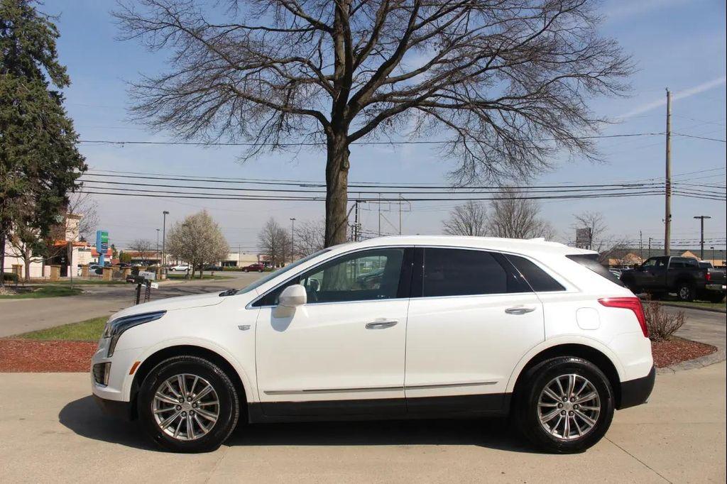used 2018 Cadillac XT5 car, priced at $14,995