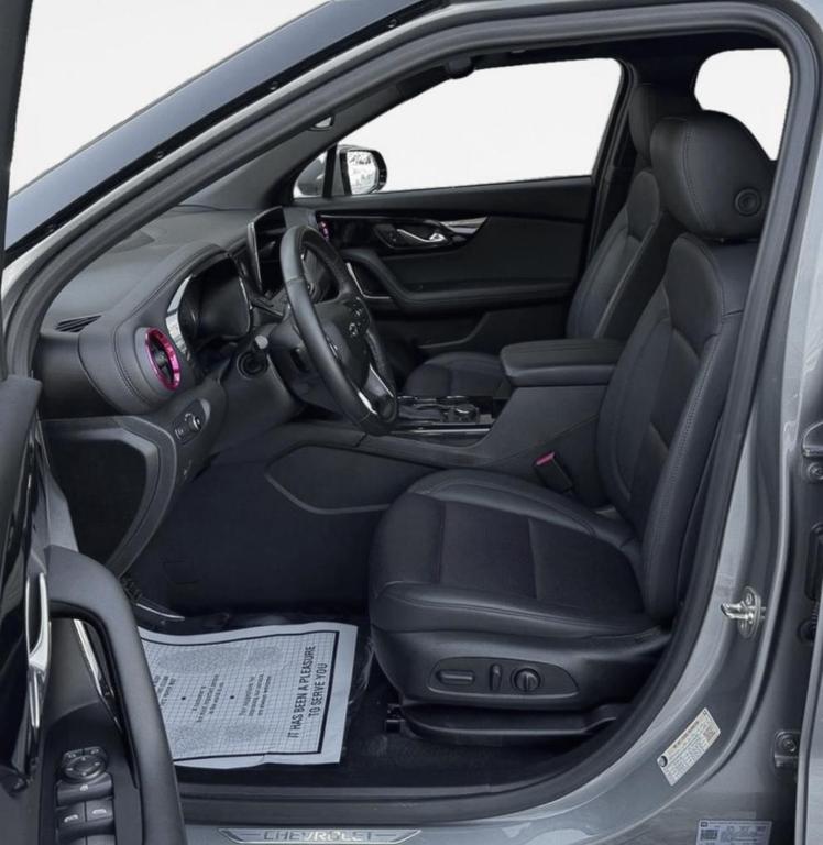 used 2025 Chevrolet Blazer car, priced at $29,500