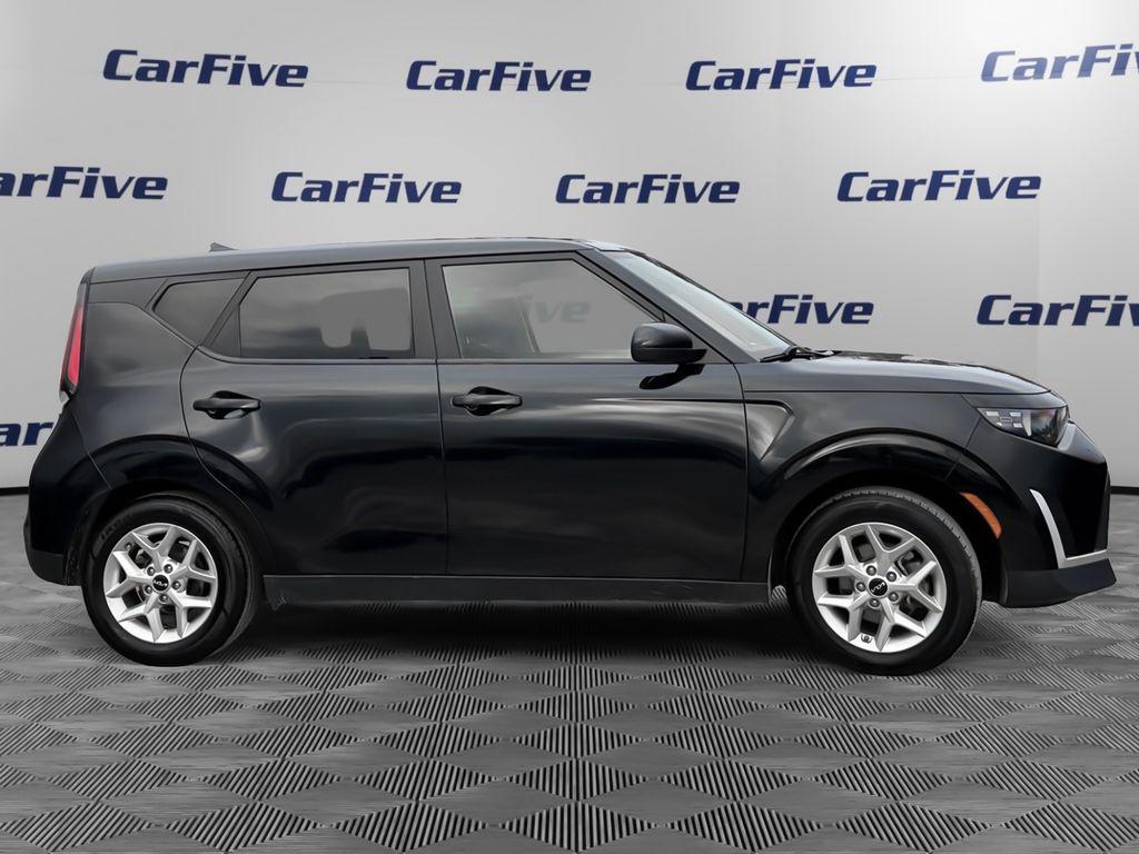 used 2023 Kia Soul car, priced at $11,400