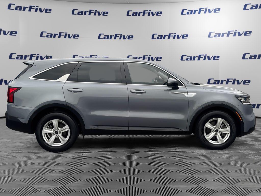 used 2022 Kia Sorento car, priced at $20,000