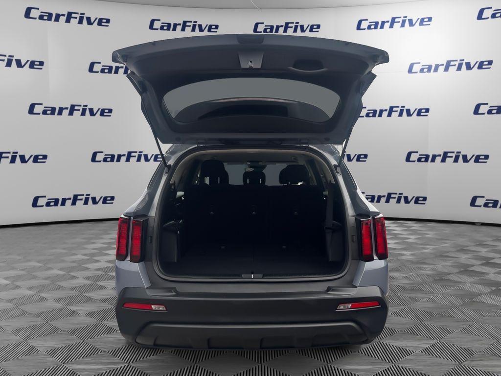 used 2022 Kia Sorento car, priced at $20,000