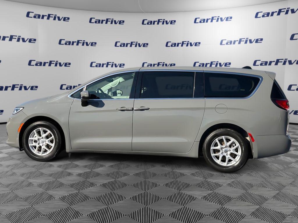 used 2023 Chrysler Pacifica car, priced at $21,500