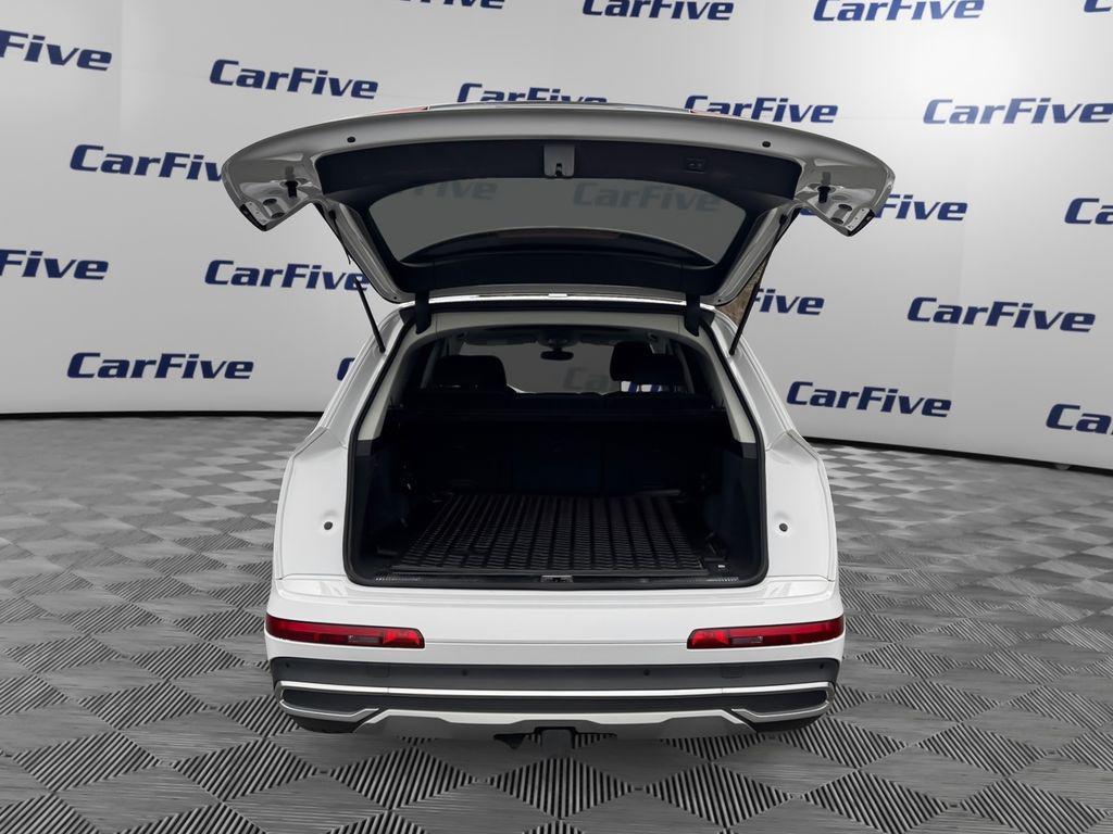 used 2023 Audi Q7 car, priced at $37,500