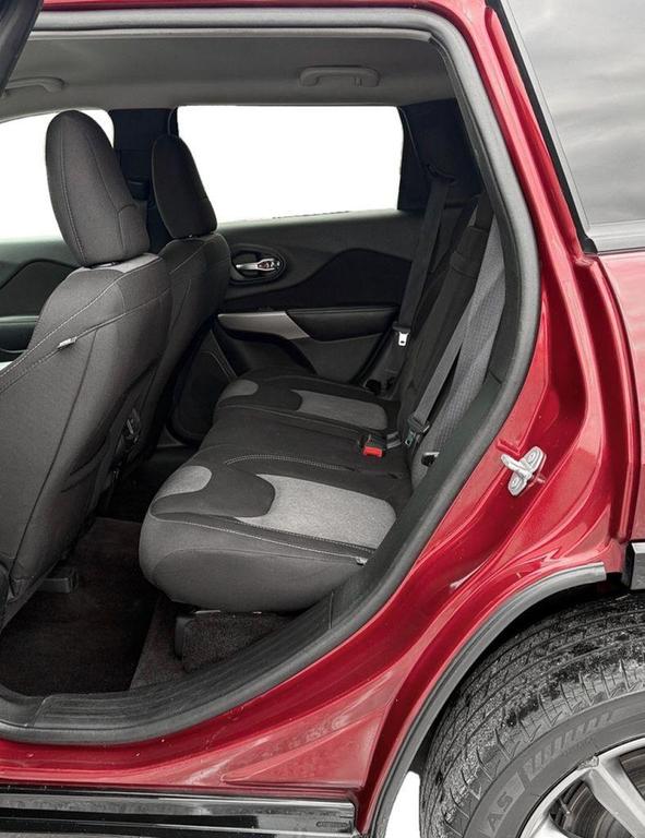 used 2018 Jeep Cherokee car, priced at $12,400