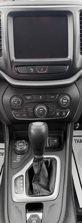 used 2018 Jeep Cherokee car, priced at $12,400