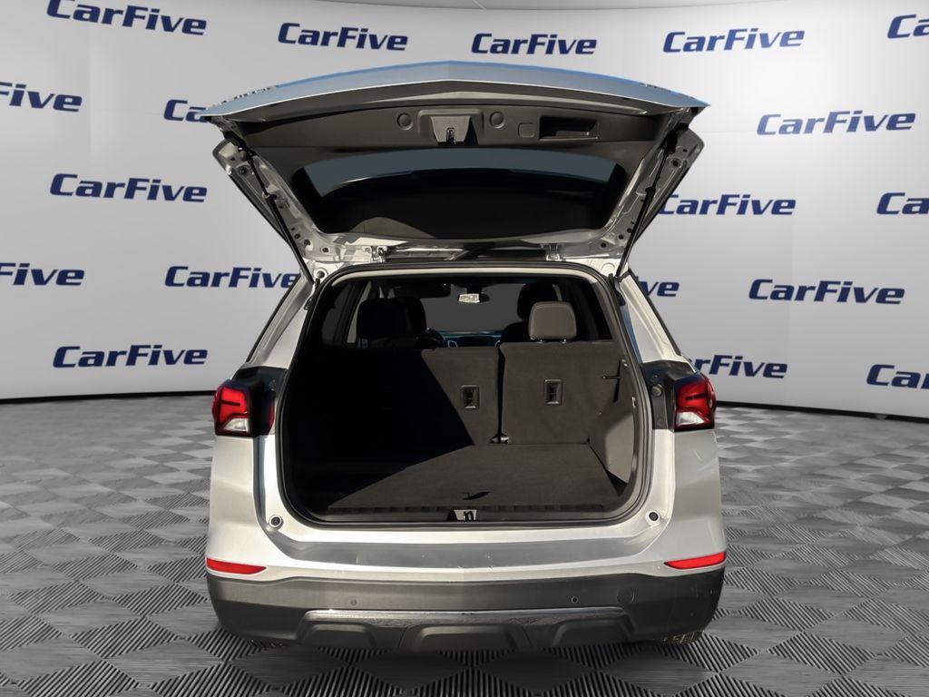 used 2022 Chevrolet Equinox car, priced at $16,400