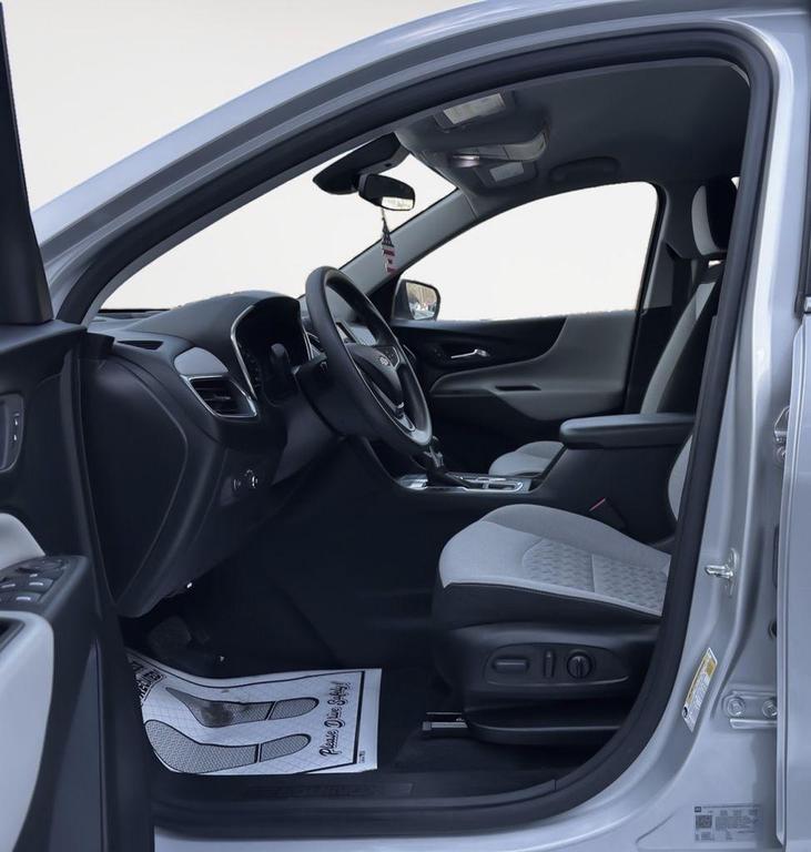 used 2022 Chevrolet Equinox car, priced at $16,400