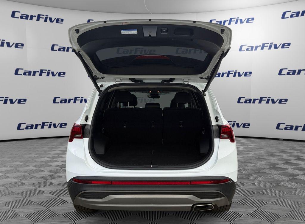 used 2023 Hyundai Santa Fe car, priced at $24,995