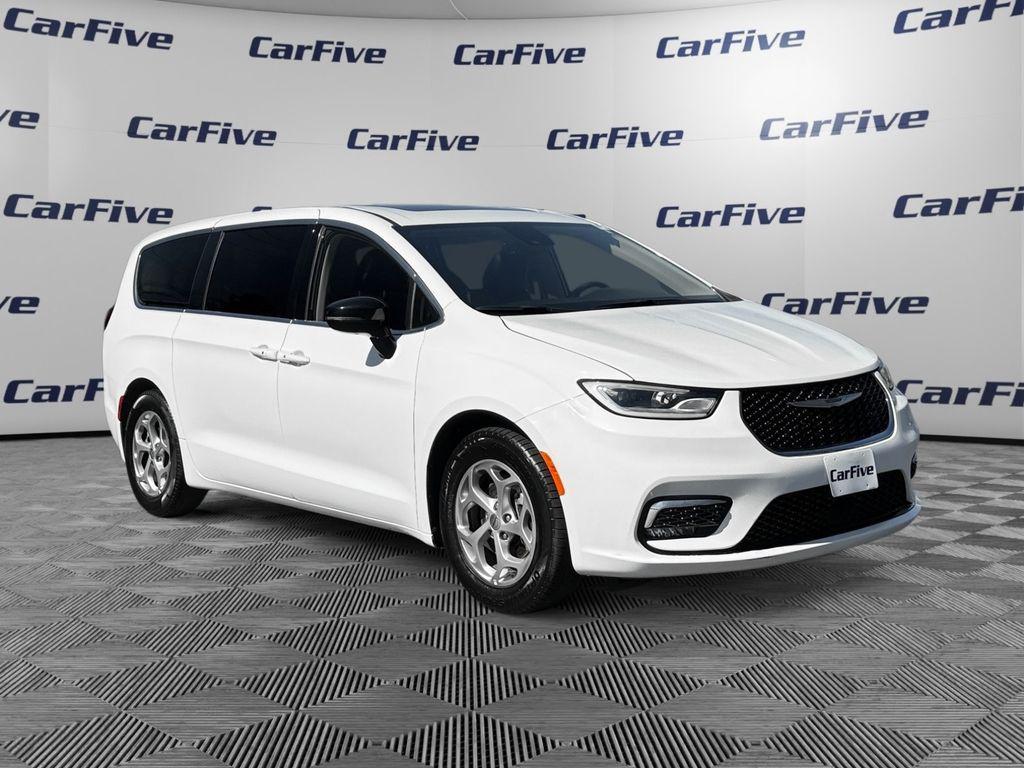 used 2024 Chrysler Pacifica car, priced at $32,900