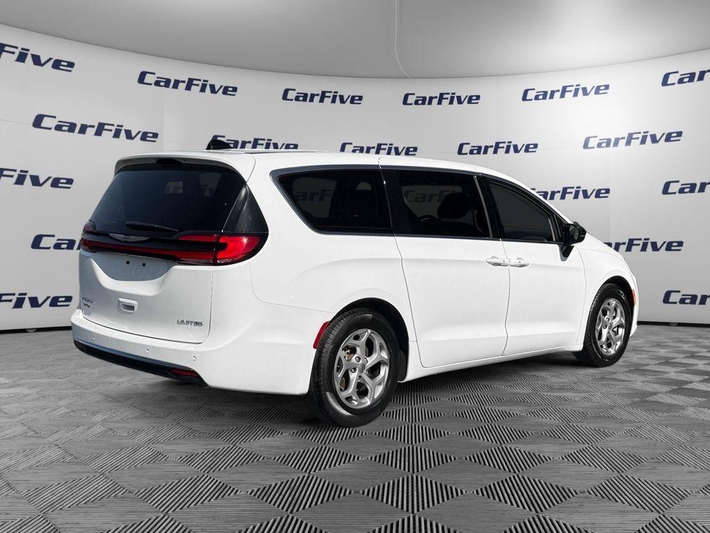 used 2024 Chrysler Pacifica car, priced at $32,900