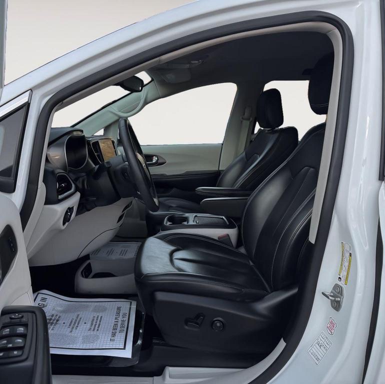 used 2023 Chrysler Pacifica car, priced at $21,800