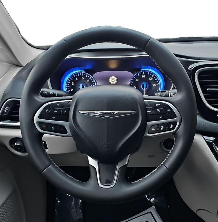 used 2023 Chrysler Pacifica car, priced at $21,800