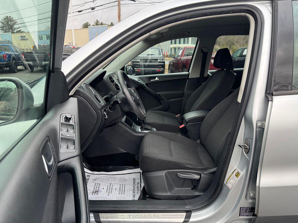 used 2011 Volkswagen Tiguan car, priced at $2,900