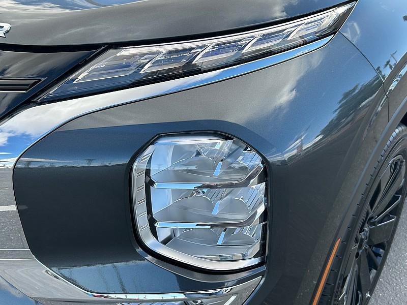 new 2026 Mitsubishi Outlander car, priced at $35,085
