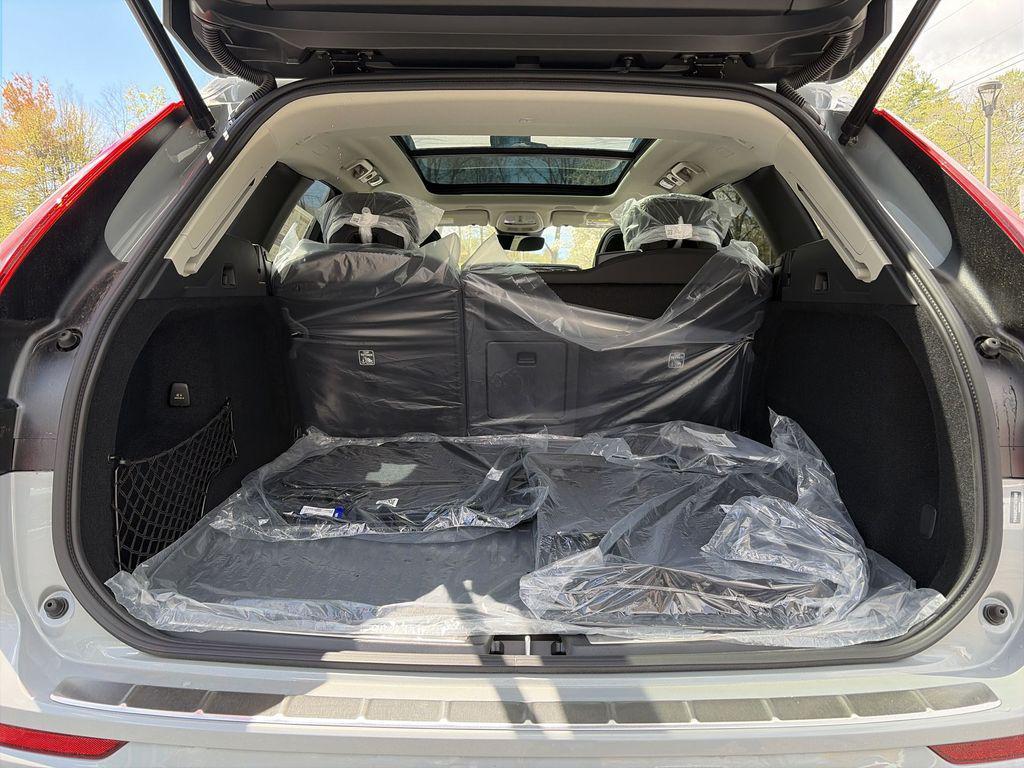 new 2026 Volvo XC60 Plug-In Hybrid car, priced at $68,405