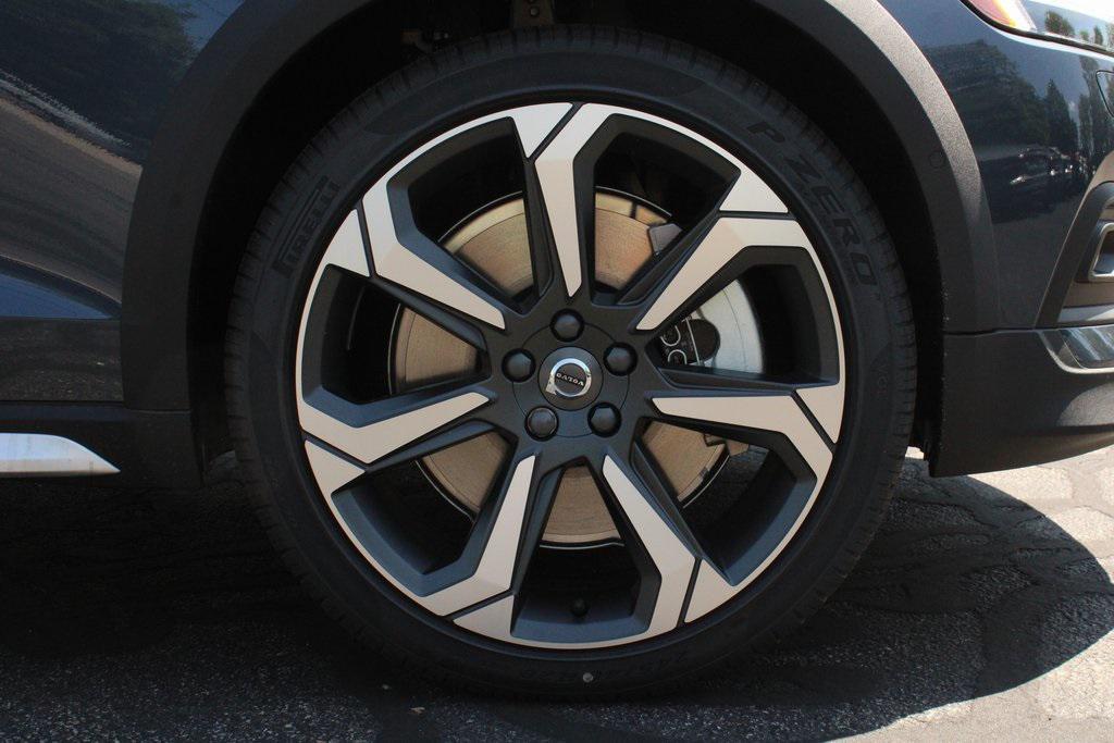 new 2026 Volvo V60 Cross Country car, priced at $65,450