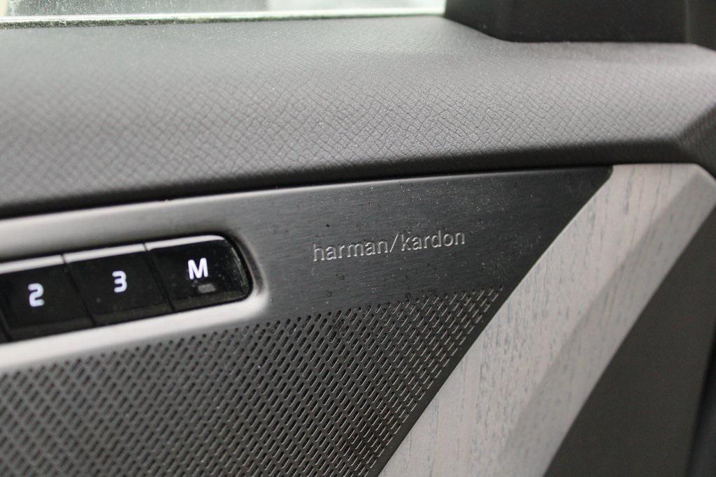 used 2024 Volvo XC90 Recharge Plug-In Hybrid car, priced at $49,988