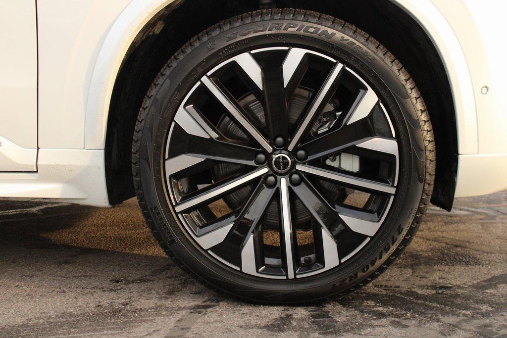 used 2025 Volvo XC90 car, priced at $51,988