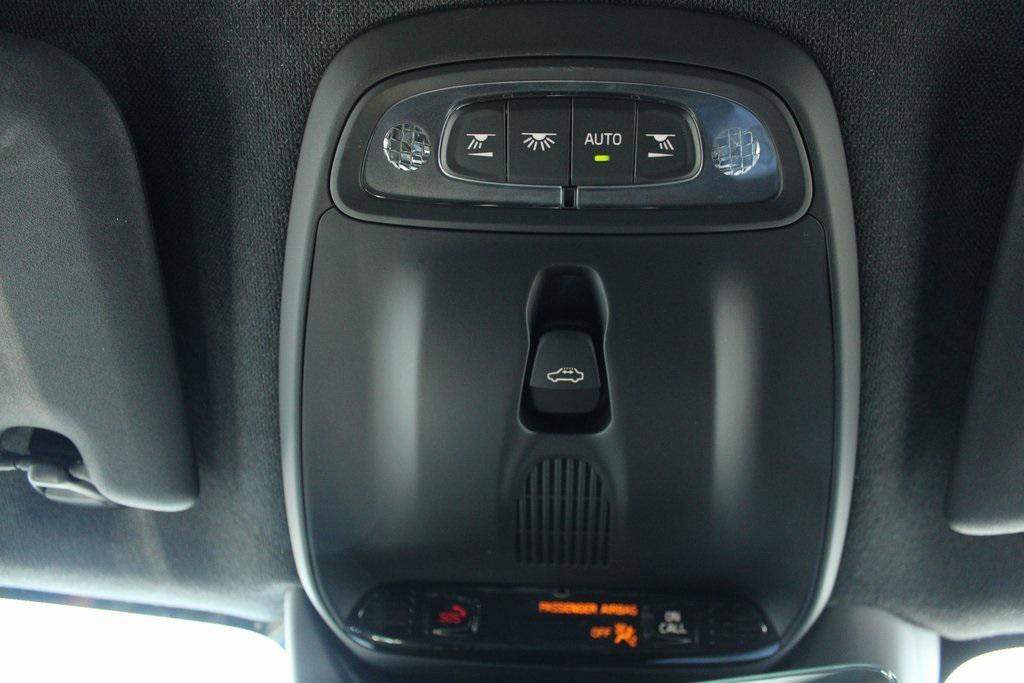 used 2021 Volvo XC40 car, priced at $23,344