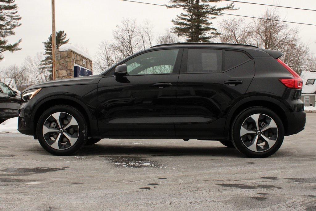used 2025 Volvo XC40 car, priced at $33,186