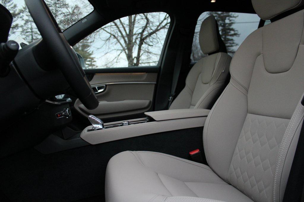 new 2026 Volvo XC90 Plug-In Hybrid car, priced at $81,875