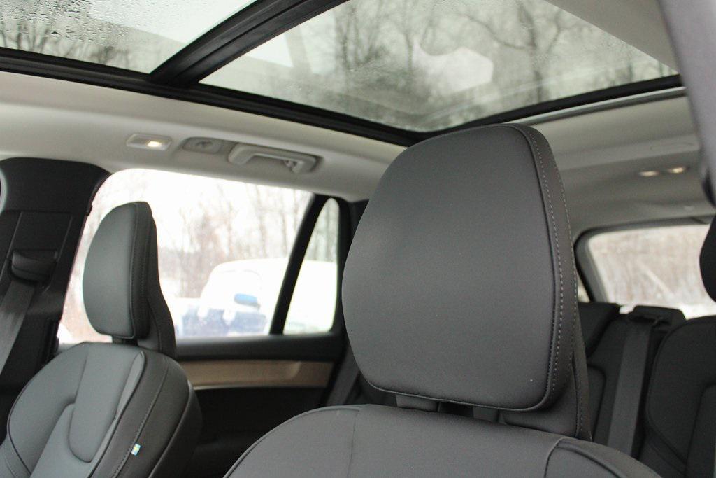 used 2025 Volvo XC90 car, priced at $49,899