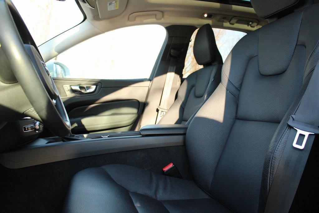 used 2021 Volvo XC60 car, priced at $31,988