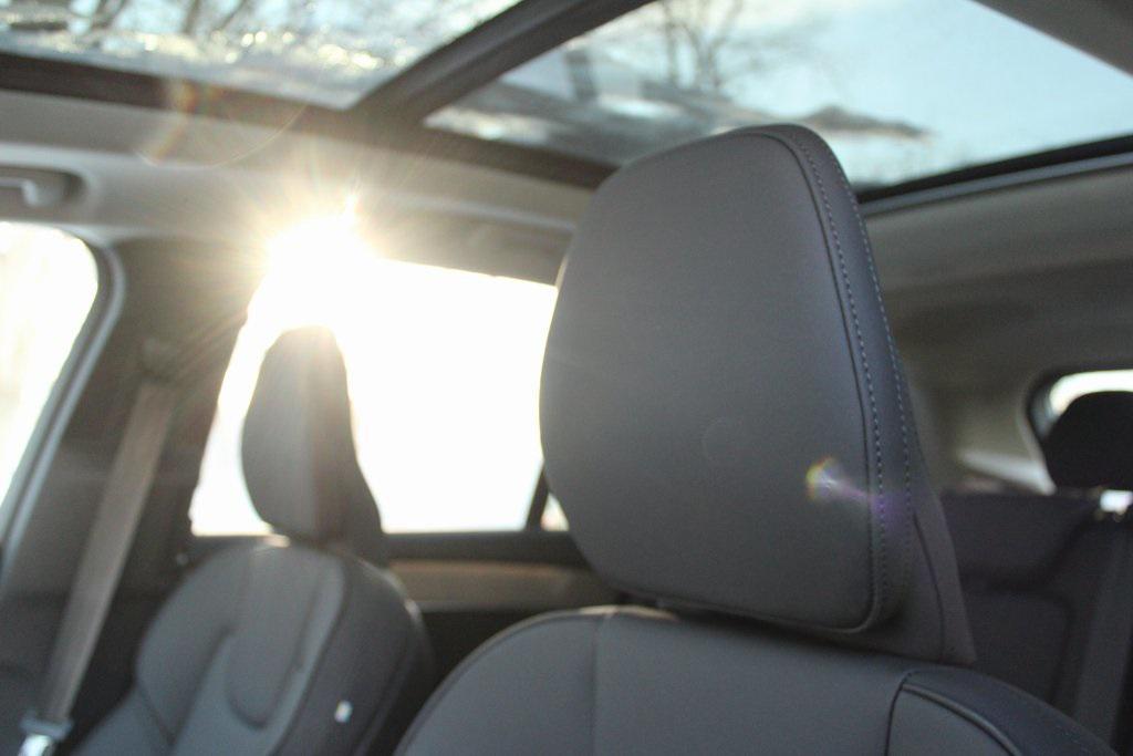 new 2026 Volvo XC90 car, priced at $71,825