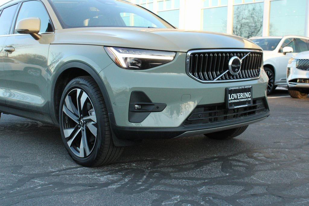 used 2025 Volvo XC40 car, priced at $39,371