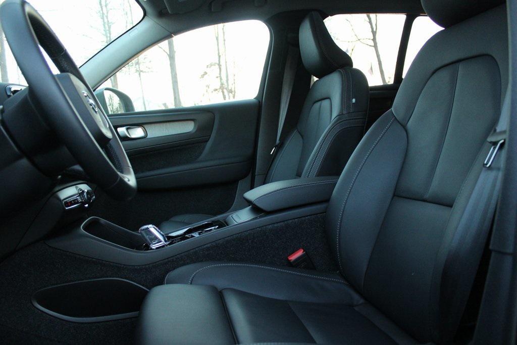used 2025 Volvo XC40 car, priced at $39,371