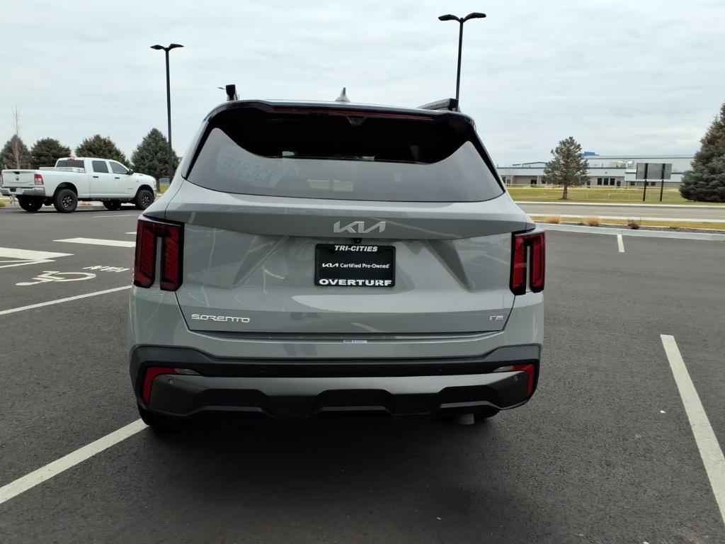 used 2024 Kia Sorento car, priced at $38,982