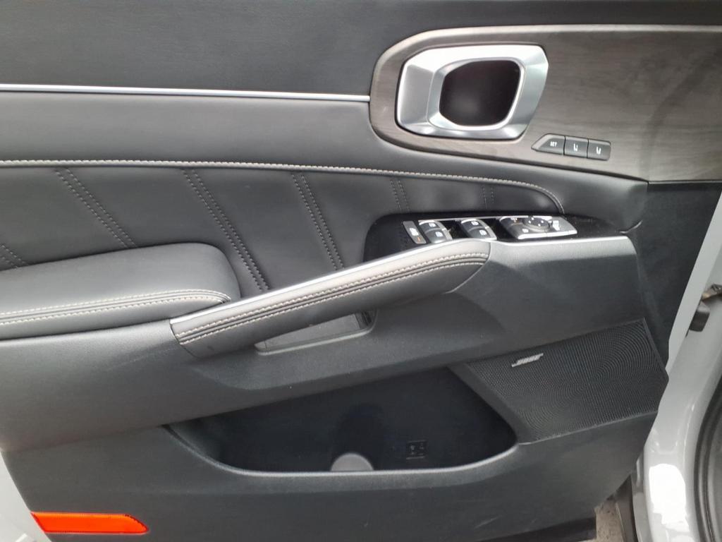 used 2024 Kia Sorento car, priced at $38,982