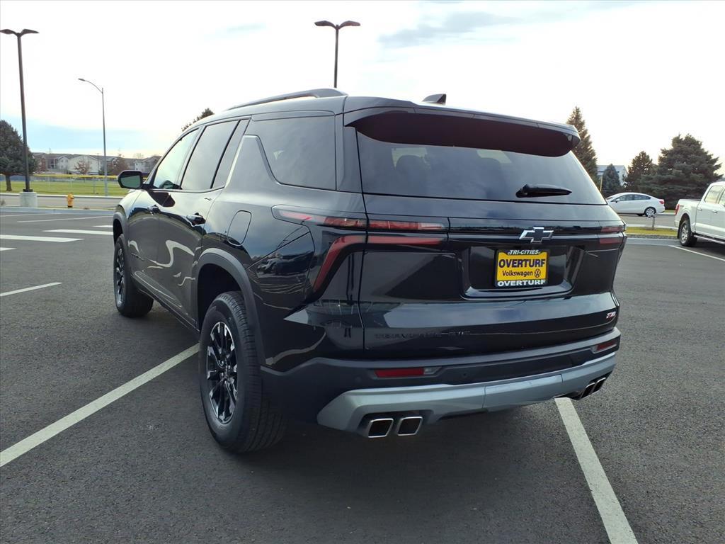 used 2024 Chevrolet Traverse car, priced at $39,688
