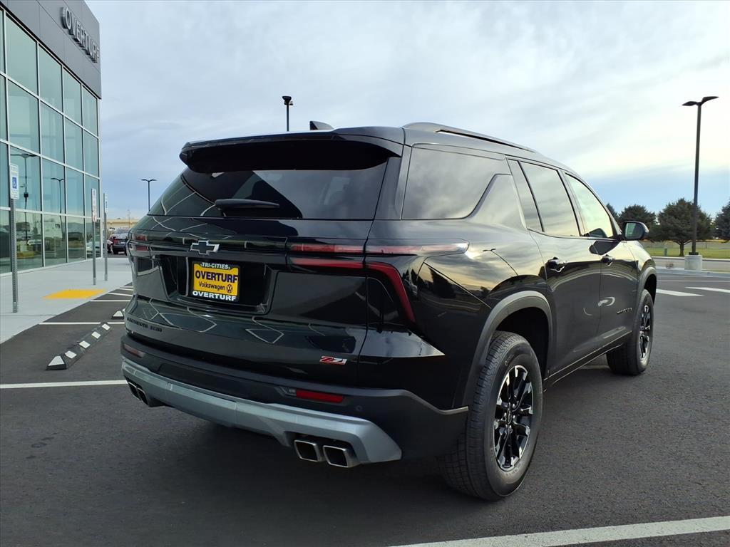 used 2024 Chevrolet Traverse car, priced at $39,688