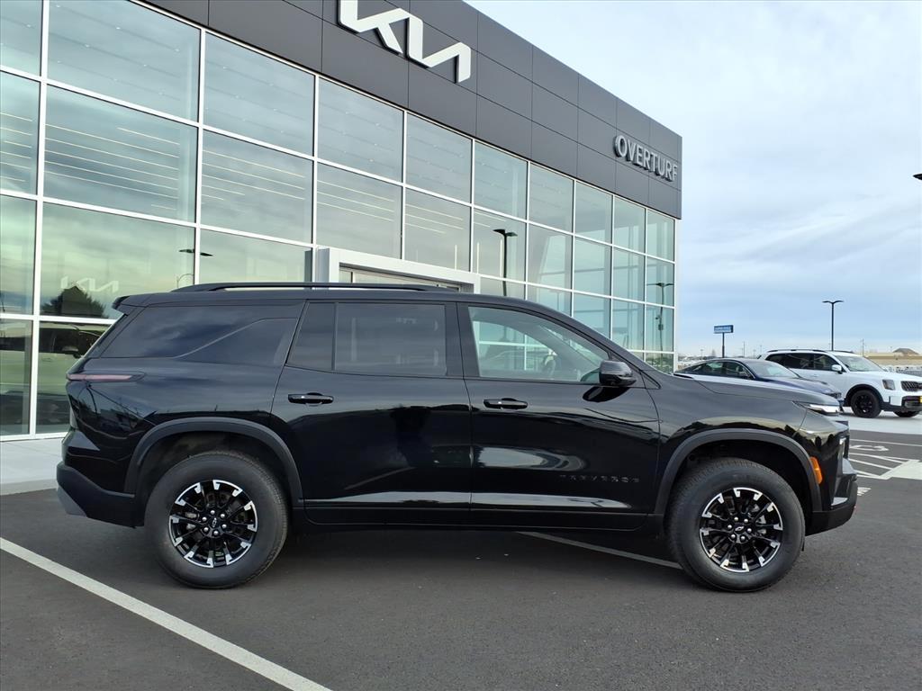 used 2024 Chevrolet Traverse car, priced at $39,688
